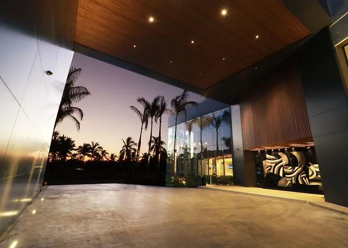 Holiday Inn & Suites - Puerto Vallarta Marina & Golf By Ihg